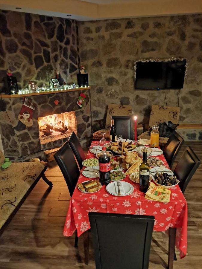 Guest House On Meskheti Боржомі Екстер'єр фото
